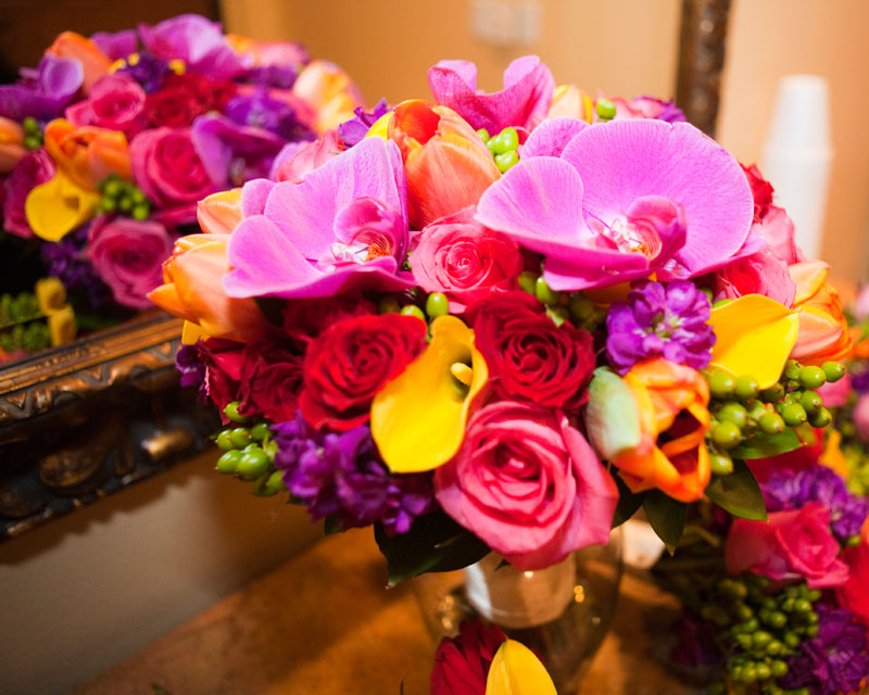 Colorful brides bouquet from Fresh Blooms of Houston. 