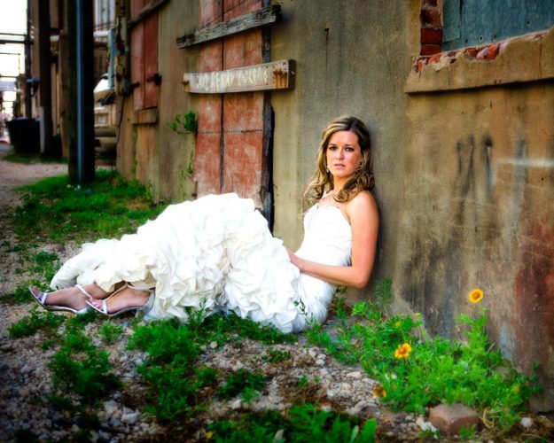 Houston trash the dress Galveston Alley by caffreys photography