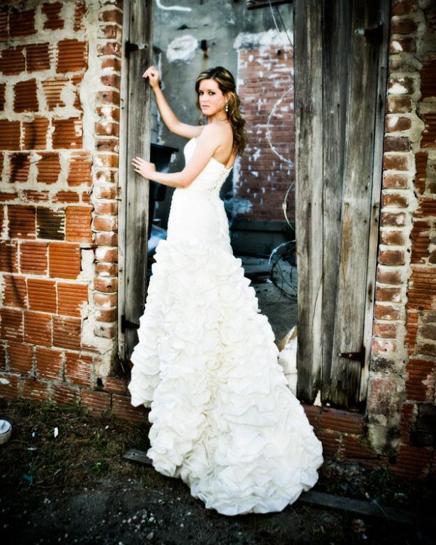 Houston ally trash the dress grunge edgy sexy trash the dress caffreys photography
