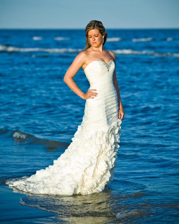 Galveston Gulf of Mexico trash the dress portraits by caffreys photography