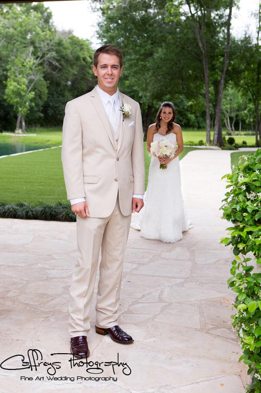 Pecan Springs Events Wedding bride and groom First look