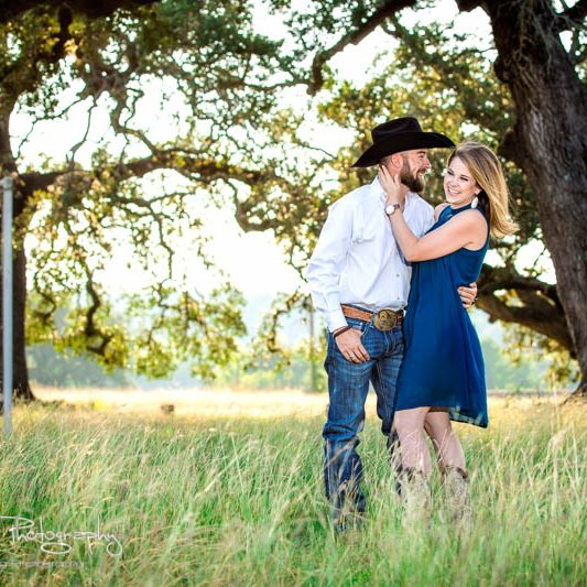 caffreys-photography-country-engagement-portraits-0005 caffreys-photography-country-engagement-portraits-0001